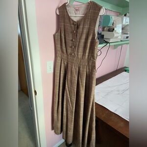 Brown Plaid Sleeveless Dress